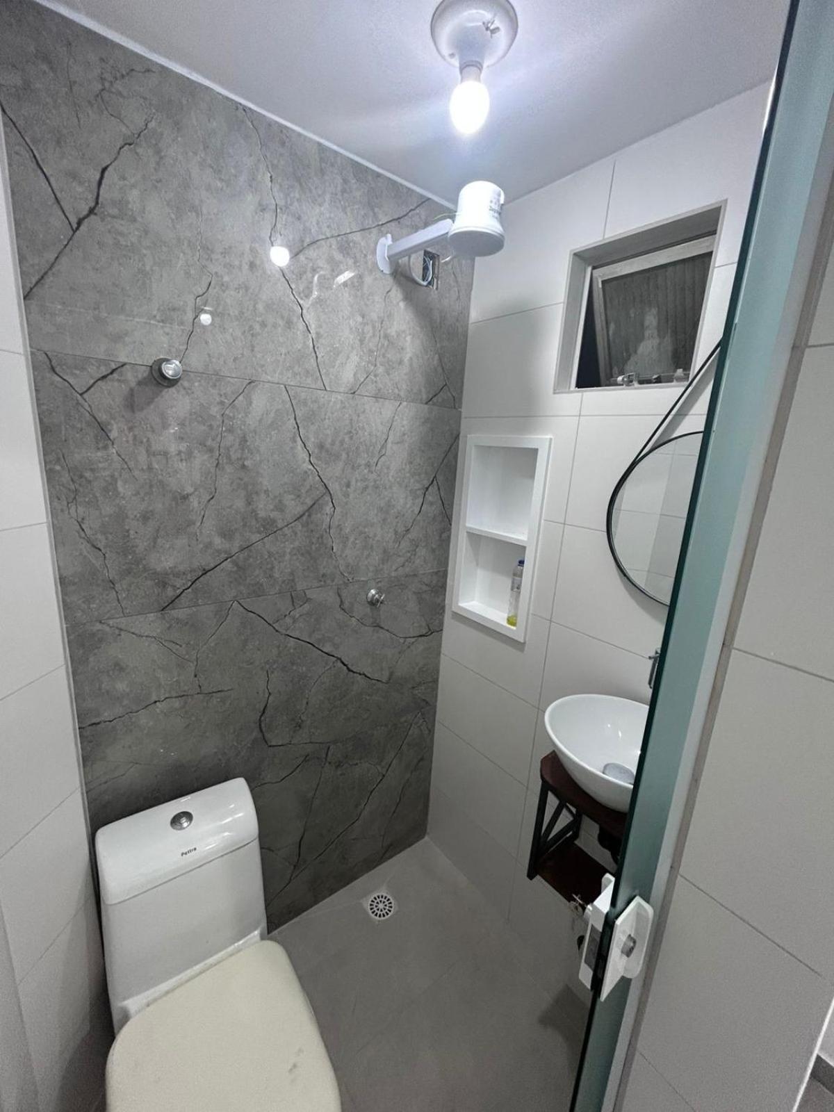 500mts Da Ap Simples Economico * Balneario Camboriu